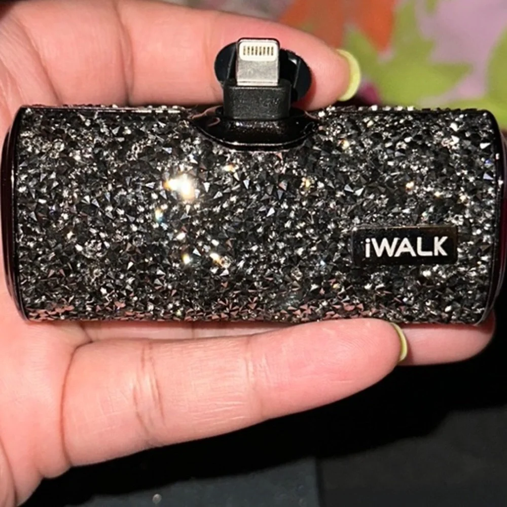 iWALK Black Glitter Portable Charger